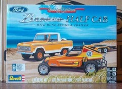 Ford Bronco Half Cab 4X4 with Dune Buggy & Trailer 1:25 scale Revell Kit Sealed