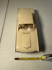 Vintage 1962 Ford Thunderbird 2 Door Hardtop Dealer Promo Car Model 1:25 AMT