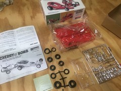 Monogran 1/24 Cherry Bomb Custom Rod model kit