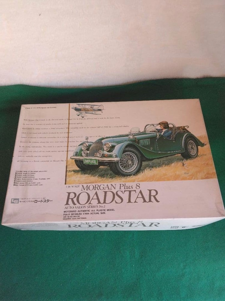 LS 1/16 Morgan Plus 8 ROADSTAR Motorized Plastic Model Kit Unopened Vintage