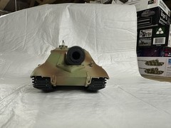 1/35 WELL BUILT TRUMPETER JADGPANZER E-100 TANK READY TO DISPLAY.