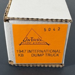 ON-TRAK Model Products 1947 International KB Dump Truck Kit Unassembled Metal
