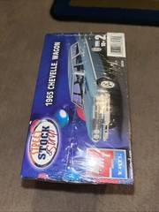 AMT 1965 Chevelle Wagon Street Stock & Strip 1:25 Model Car Kit 38530 New Sealed