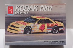 AMT ERTL CHEVROLET KODAK FILM SCALE 1:25 MODEL KIT 6727