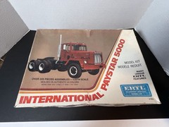 ERTL International Paystar 5000 1/25 PreOwned, See All Photos