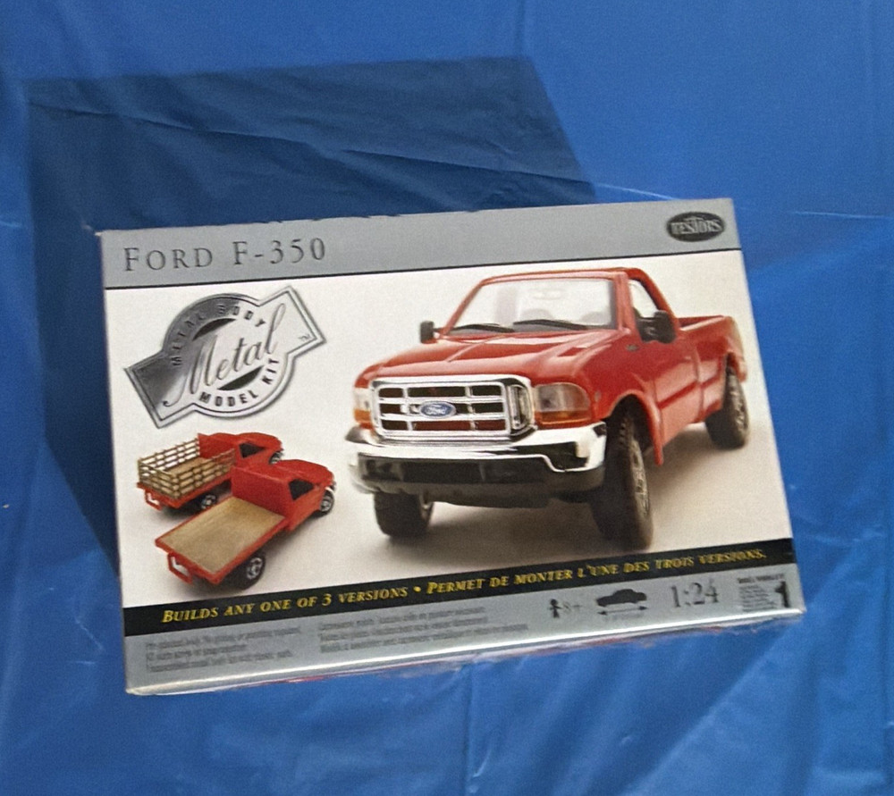 Testors Ford F-350 Metal Model Kit 1:24 Scale Red/Black Unassembled