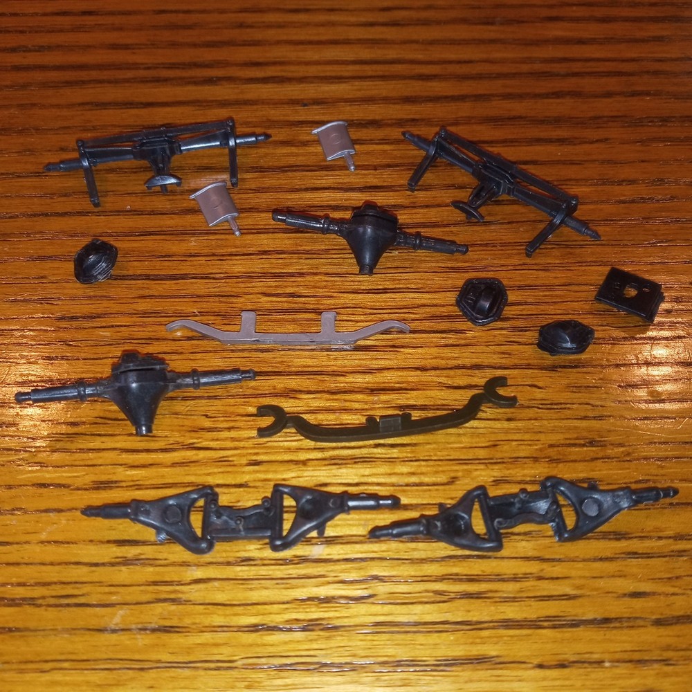 VINTAGE MONOGRAM 1/32 FUNNY CAR PARTS / PLUS OTHERS