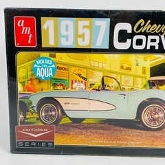 AMT 1957 Chevy Corvette Convertible Model Kit 1:25 Culture Series Sealed 1016/12