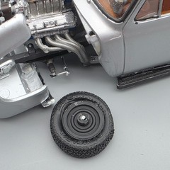 1956 Ford F-100 1/25 Built Model Truck Parts Diorama Display Broken Wheel