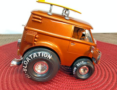 REVELL 1/25 DEAL’S WHEELS HIPPY VAN BUILT ART STUDIO DISPLAY MODEL & BONUS WOW!