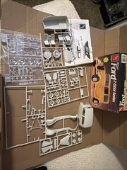 AMT 1934 Ford Two-Door Sedan Two In One Stock Custom 1/25 Model Kit Open box