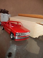 amt ertl promo 1989 CHEVROLET SILVERADO C1500 IN RED CHEVROLET TRUCK