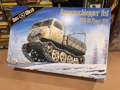 DAS WERK DW 35026 1/35 Raupenschlepper Ost RSO/01 Type 470