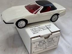 1992 SPECIAL EDITION 1 MILLIONTH CORVETTE White Convertible Promo #6702 Red Int￼