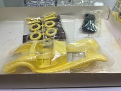 1/16 ENTEX #8501 1936 MERCEDES 540K MAHARAJA ROADSTER YELLOW UNBUILT MODEL KIT