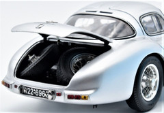 Mercedes-Benz Race Car 1:18 Classic 24 Concept 12 Custom Built Metal Model