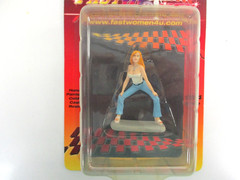 MOTOR HEAD MINIATURES – FAST WOMEN – ASHLEY #140 – 1/24 FIGURE