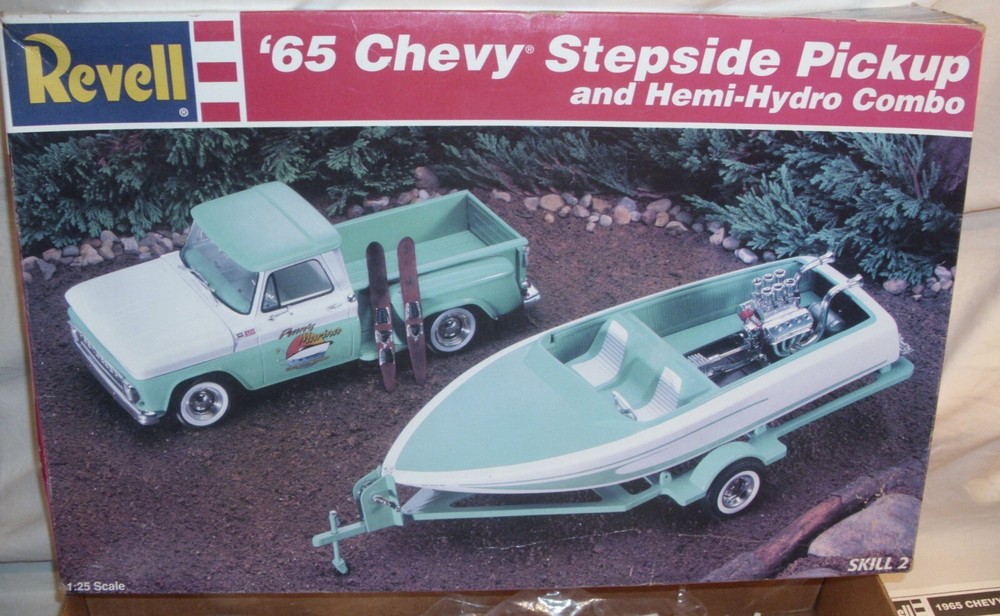 REVELL 65 CHEVY STEPSIDE PICKUP TRUCK & HEMI-HYDRO BOAT SET MODEL KIT BOXED 1:25