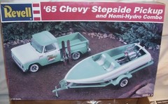 REVELL 65 CHEVY STEPSIDE PICKUP TRUCK & HEMI-HYDRO BOAT SET MODEL KIT BOXED 1:25