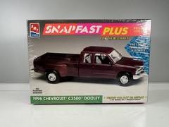 AMT Snapfast Plus Chevrolet C3500 Dooley Model 1:25