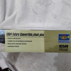 Trumpeter 1964 Futura Convertible Stock Plus 1/25 Scale Model Kit 02509 NEW