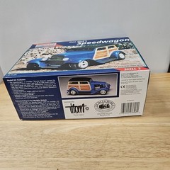 Monogram Dan Fink’s Speedwagon Ford Woody 1:25 85-7606 Sealed Parts Complete