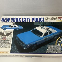 Yodel 1:24 Plymouth Fury New York City POLICE Motorized Unassembled Model Kit