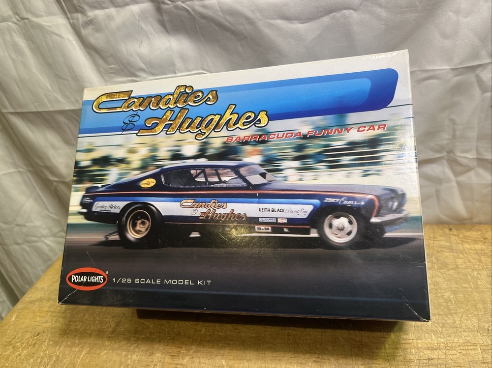 POLAR LIGHTS CANDIES & HUGHES BARRACUDA FUNNY CAR MODEL KIT #POL853/12 X2