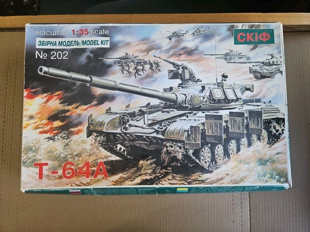 CKIO Model T-62A Tank No. 202 1/35 Scale Ukraine