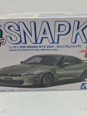 Nissan R35 GT-R 2024 millennium jade 1:32 Model Kit Snap Together Car 03-MJ