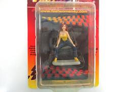 MOTOR HEAD MINIATURES – FAST WOMEN – ASHLEY #141 – 1/24 FIGURE