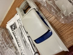 amt/ertl 57 ford fairlane 500 model kit #8028