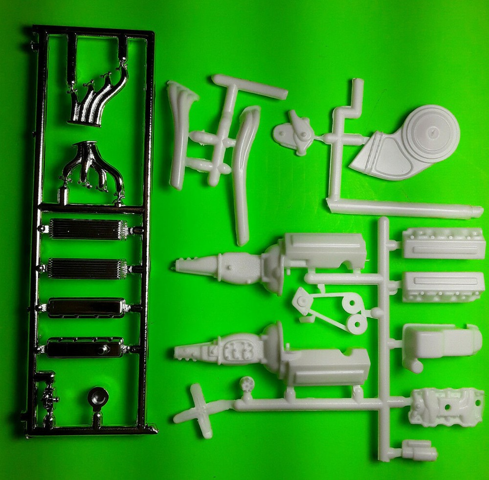 66 1966 Impala SS Modified Stocker 1/25 427 motor engine chrome headers fin cvrs