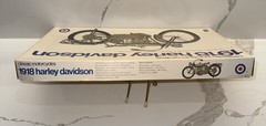 Entex 8483 1918 Harley Davidson 18F Classic Motorcycle Model Kit 1/16 Complete