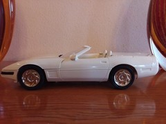 LOT OF 4 – AMT-ERTL 1/25 Promos, 1953 White, 1991 Red, 1991 White, 1992 Red MINT