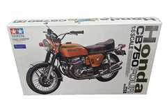SEALED NEW TAMIYA #16001/12000 1/6 HONDA CB750 FOUR T7