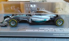 1/43 MINICHAMPS MERCEDES AMG PETRONAS F1 Team Hamilton,world champion2014 !!