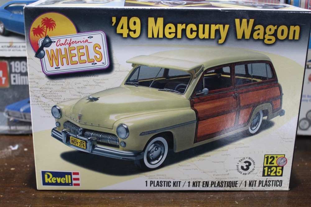 Revell 49 Mercury Wagon Sealed Inside 1/25