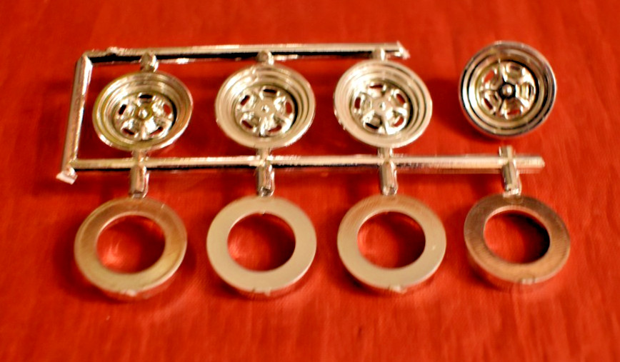 AMT 60’s Style Custom Wheels 1/25