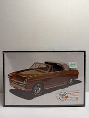 New AMT 1950 Ford Convertible Show Boat Model Kit, 1/25 Scale, AMT929/12 Sealed