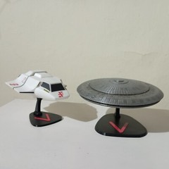 V Visitor skyfighter and mothership 6 inches model with open gates and air bases