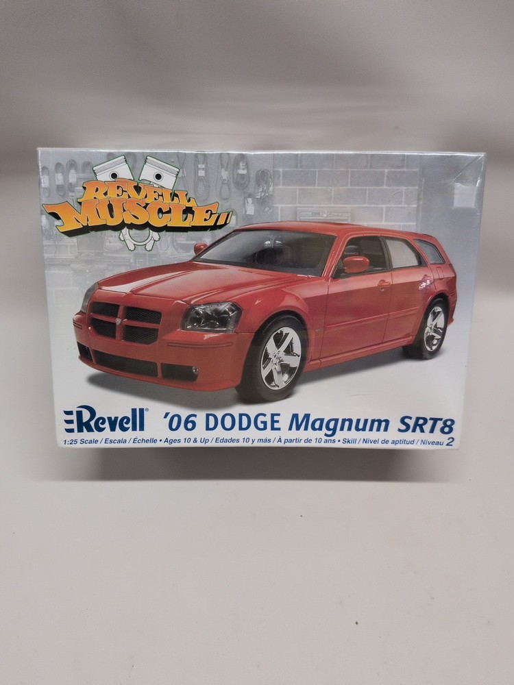 Revell 2006 Dodge Magnum Srt8 Muscle Car 1/25 Scale Model 85-2019 Factory Sealed