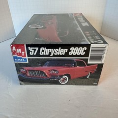 Vintage AMT Ertl ’57 Chrysler 300C Model Kit 1:25 Sealed 120+ Parts Car Hobby