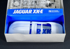 Vintage Gunze Sangyo Model Kit – Jaguar XK-E – 1/24 Sealed Parts 1994