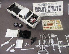 1971 MPC 1-0458 BAJA BRUTE DODGE ADVENTURER SE PICKUP TRUCK model kit 1:25 built