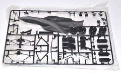 Modeler’s 1/20 Lola T87/50 Honda F3000 Marlboro Formula Racing Model Kit JPN New