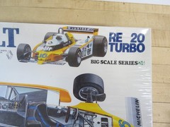 TAMIYA RENAULT RE20 TURBO 1/12 F1 MODEL KIT
