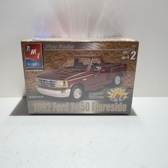 AMT Ertl #31945-1HD 1:25 1992 Ford F150 Flareside Plus Pack Plastic Kit Sealed