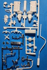 STOVEBOLT SIX CYLINDER ENGINE PARTS 37 CHEVY CONV – AMT T161 – MODEL CAR KIT LOT