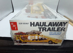AMT Haulaway Trailer T523 1/25 Scale Five-Car Auto Transporter Model SEALED 1971